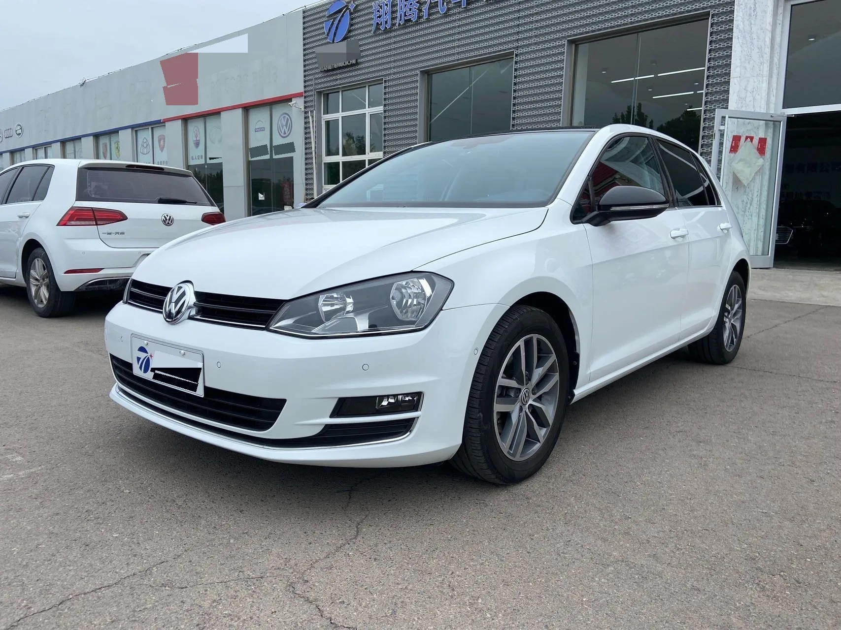 2017 Golf 230TSI Automatic Luxury Millionth Edition