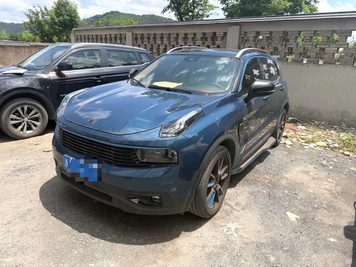 Lynk & Co 01 2017 2.0T 2WD Pro Edition