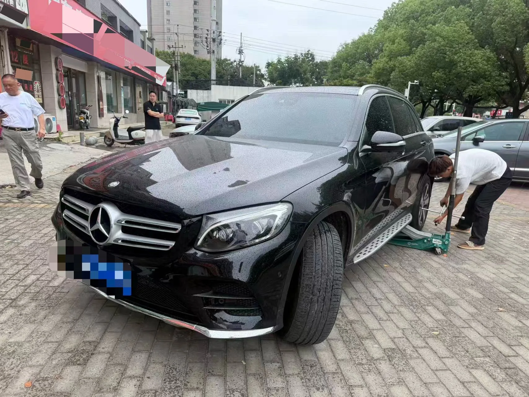 2017 Mercedes-Benz GLC 300 4MATIC Dynamic