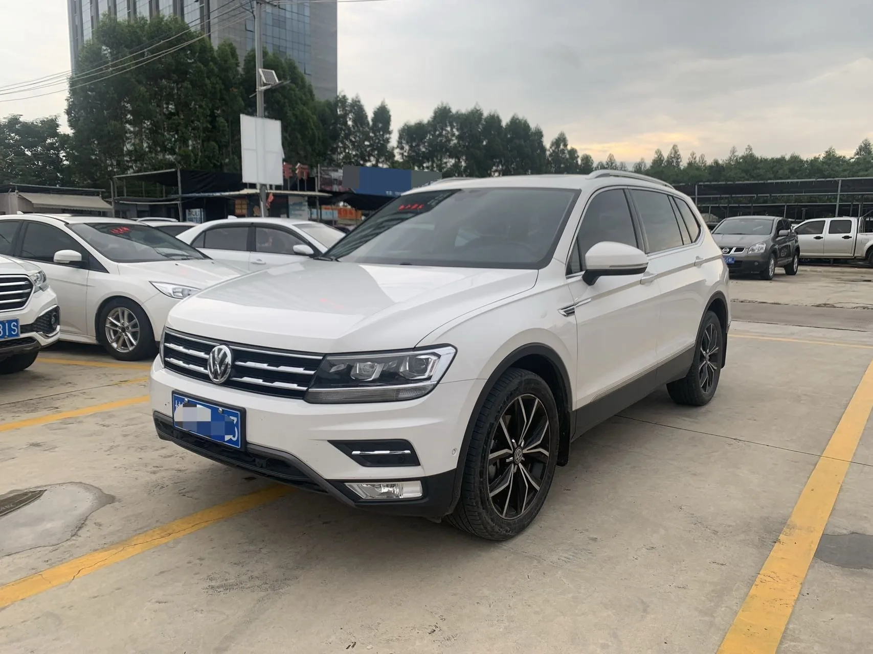 2019 Tiguan L 330TSI Automatic Front-Wheel Drive Smart Luxury Edition (China V)