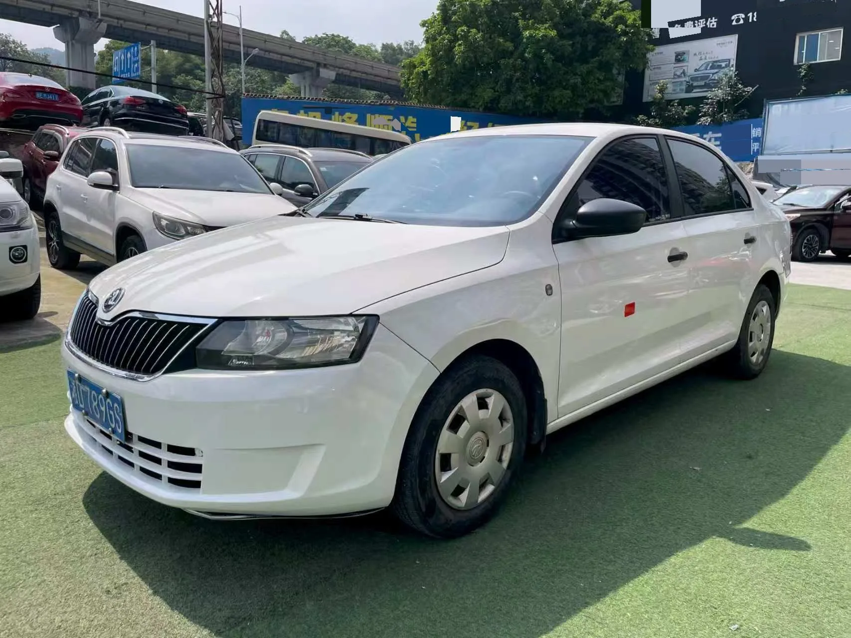 Rapid 2015 1.6L Automatic Comfort Edition