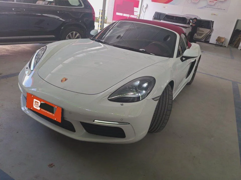 2022 Porsche 718 Boxster 2.0T