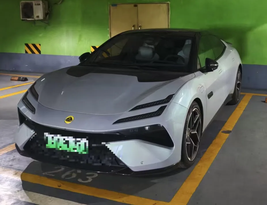 Lotus 2026 Emeya 600 SE 5-seater Automatic