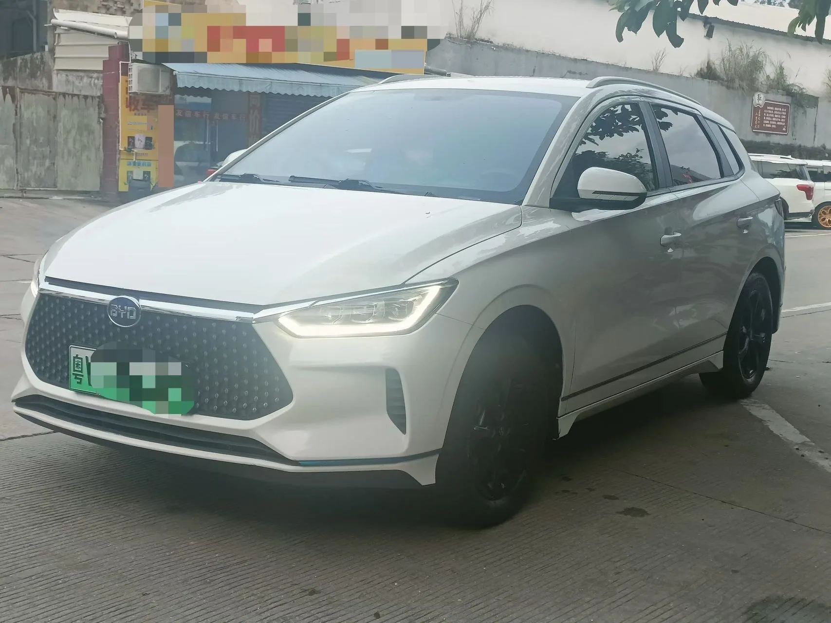 BYD e2 2021 Premium Edition