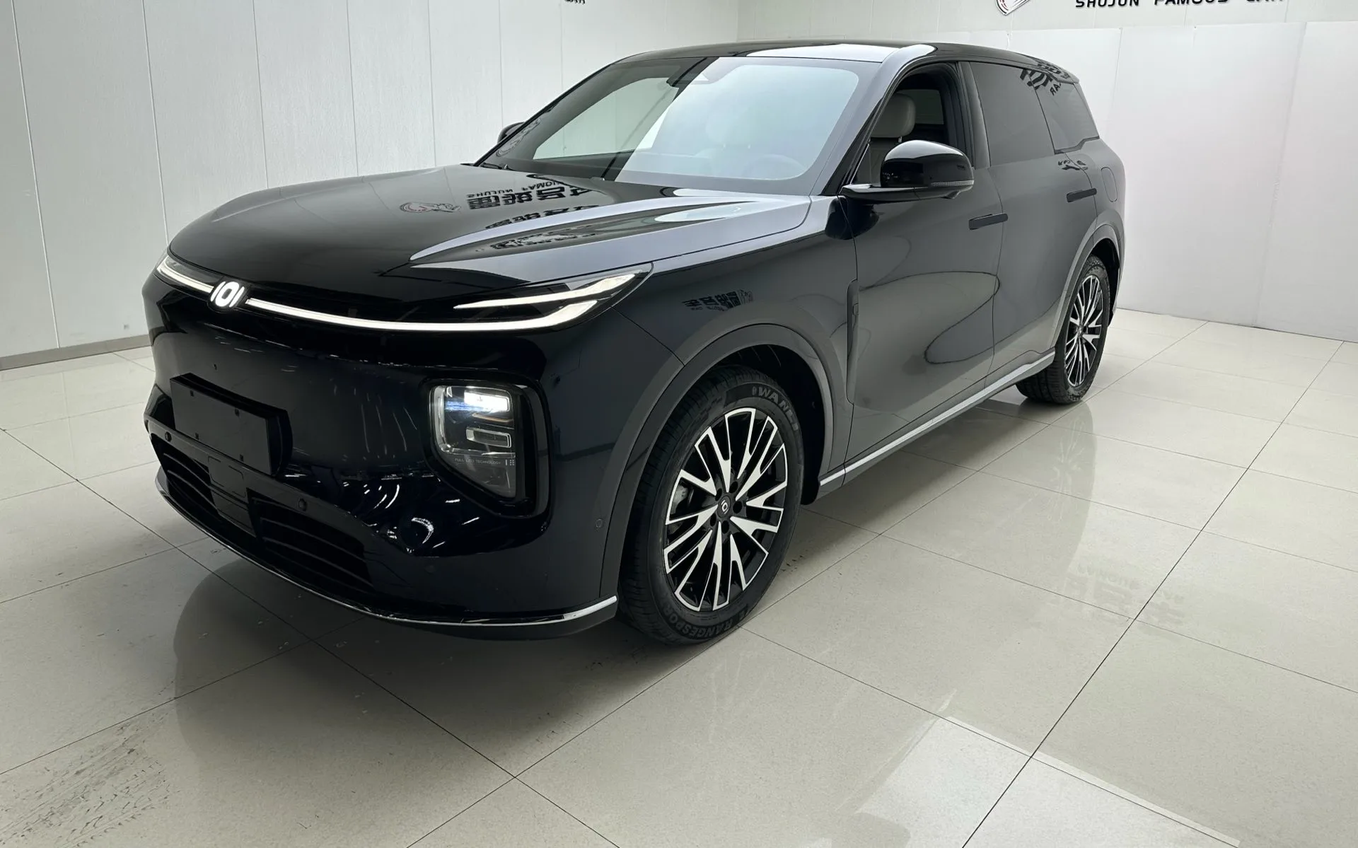 Qiyuan 2025 Q07 1.5 CVT 215 Premium Automatic