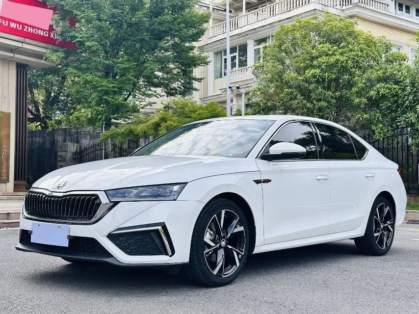 Octavia 2023 Facelift PRO TSI280 Premium Edition