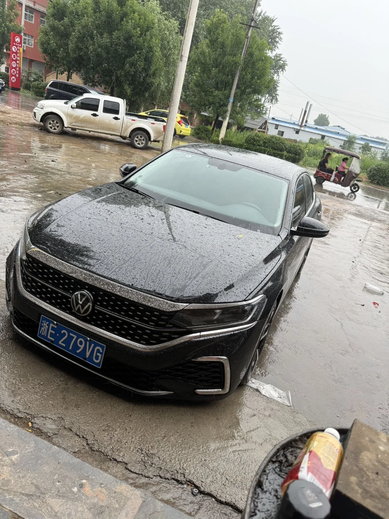 Volkswagen 2023 Passat 2.0TSI 330TSI Starlight Luxury Edition (Facelift) Automatic Transmission