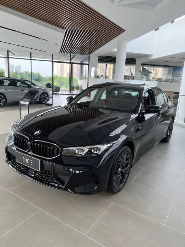 2026 BMW 3 Series 330Li 2.0T M Sport Shadow Edition Automatic