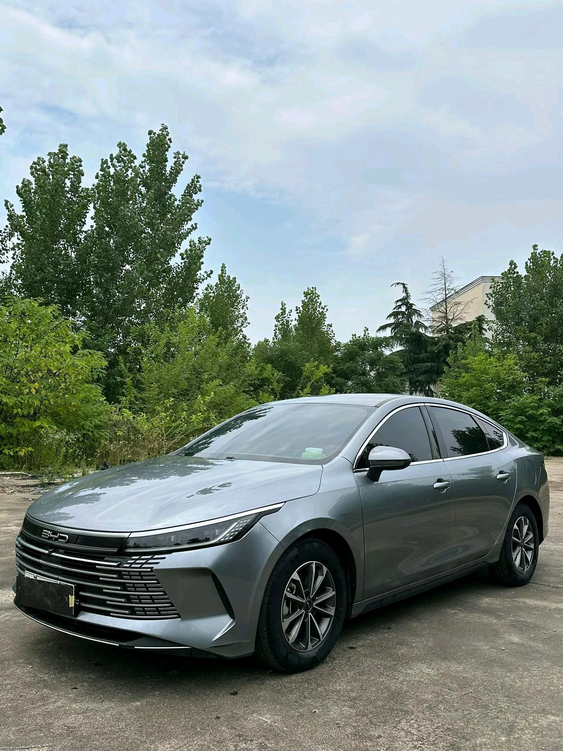 BYD 2023 Destroyer 05 DM-i 1.5 CVT 55KM Champion Edition Premium Automatic Transmission