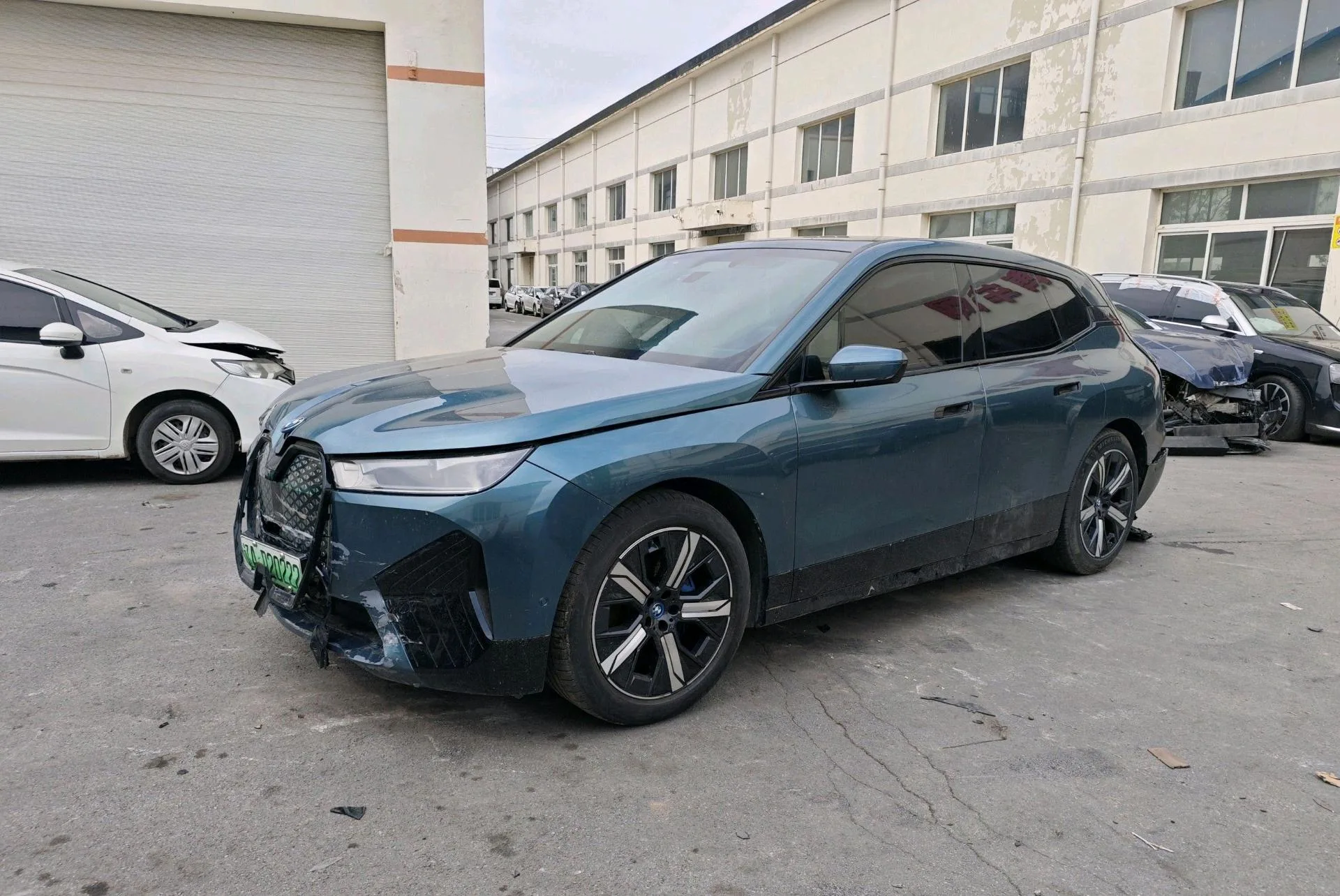 BMW iX 2022 xDrive40