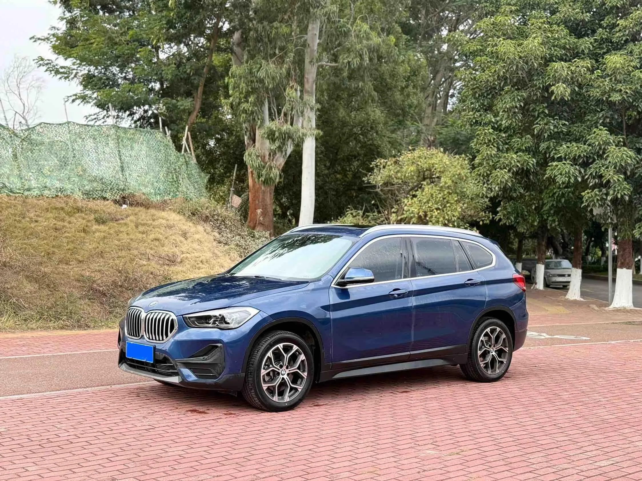 BMW X1 2022 sDrive25Li Leading Edition