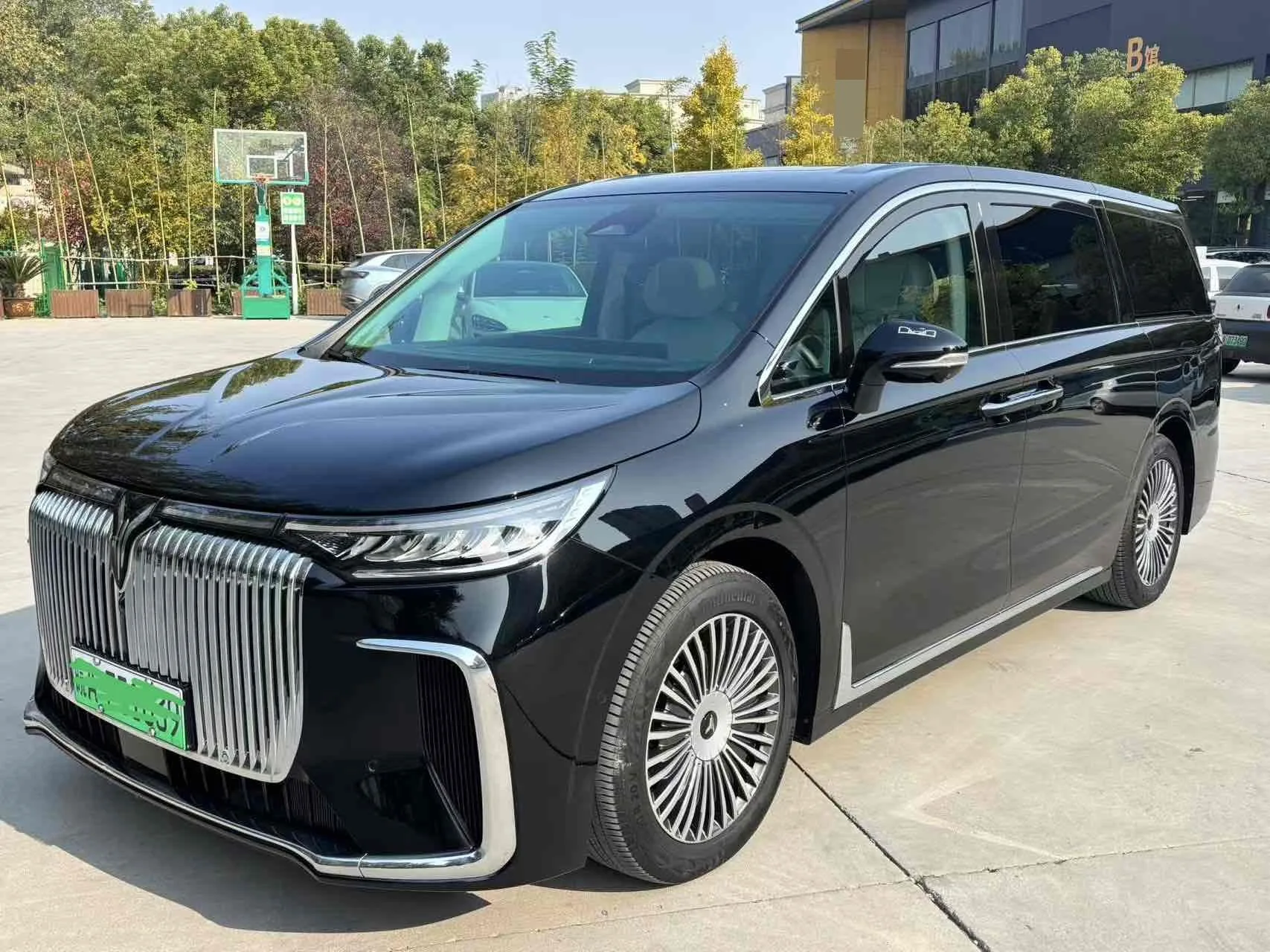 Lantra 2025 Dreamer PHEV 1.5T AWD Prestige Kunpeng Edition Automatic
