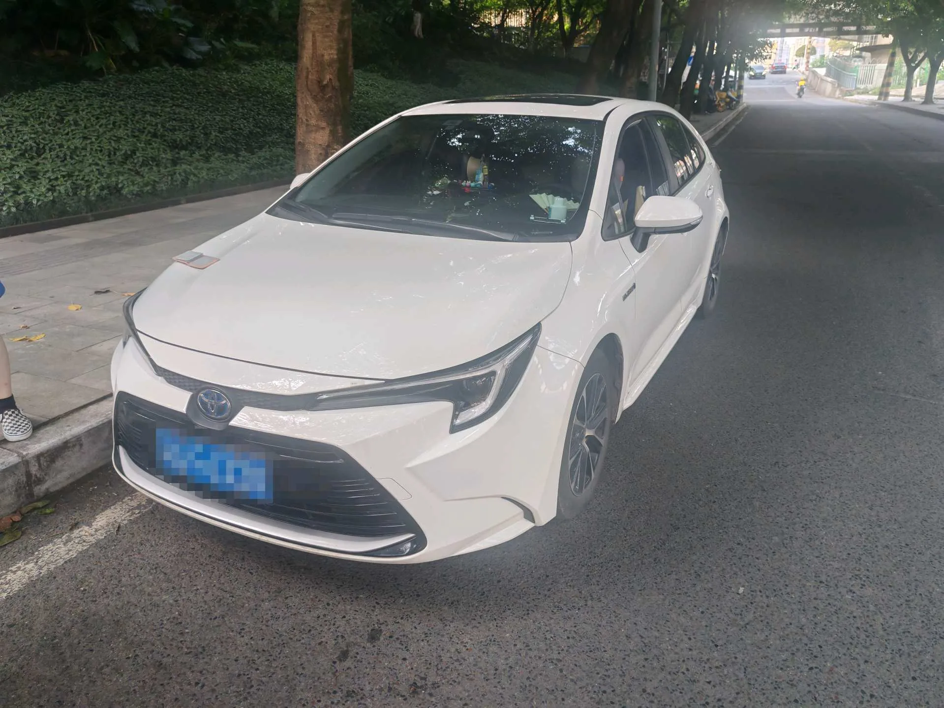 Toyota 2023 Corolla Hybrid 1.8 CVT Intelligent Electric Hybrid Luxury Edition Automatic Transmission