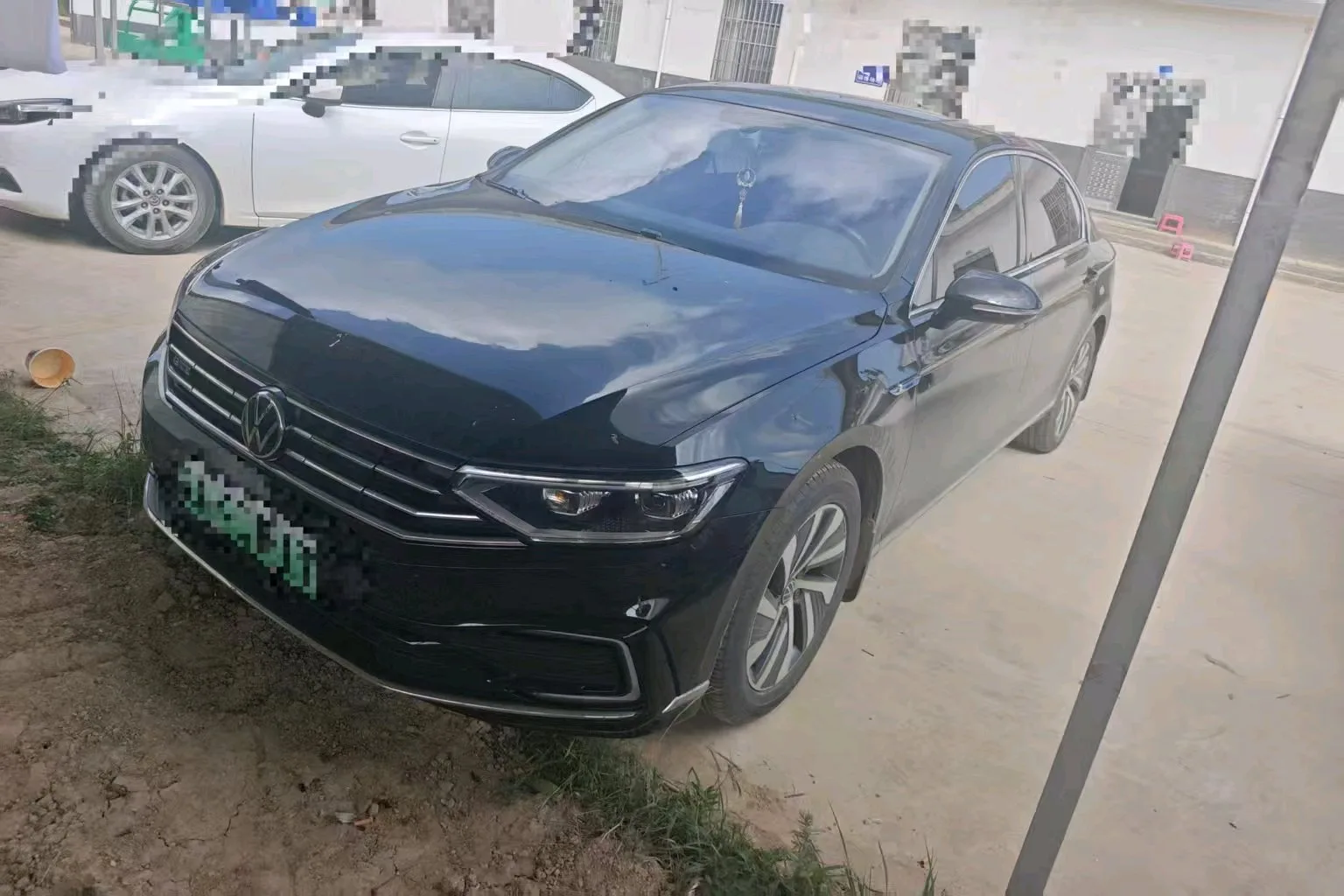 2022 Volkswagen Passat GTE Plug-in Hybrid GTE Luxury Model