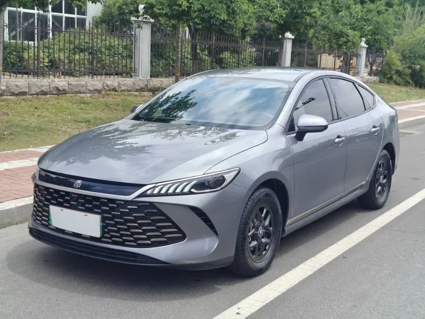 BYD 2025 Qin PLUS DM-i 1.5 CVT Intelligent Driving Edition 55KM Leading Model Automatic