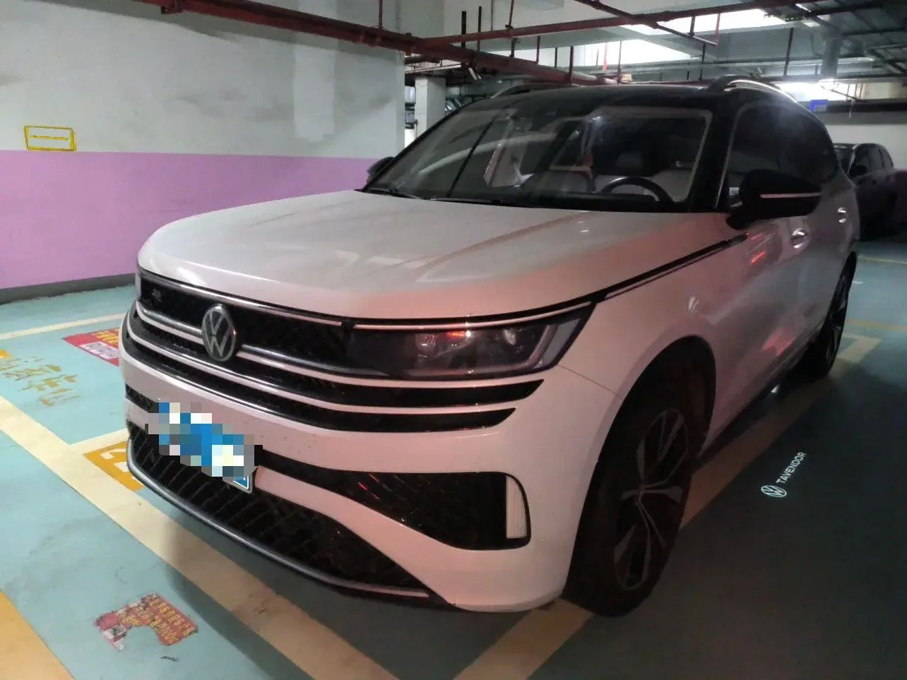 Volkswagen 2023 Range Rover R-Line 2.0TSI 380TSI AWD First Edition Automatic