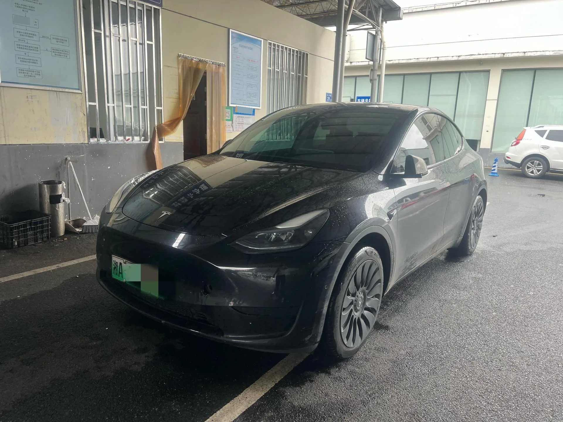 Model Y 2022 Facelift Rear-Wheel Drive Version