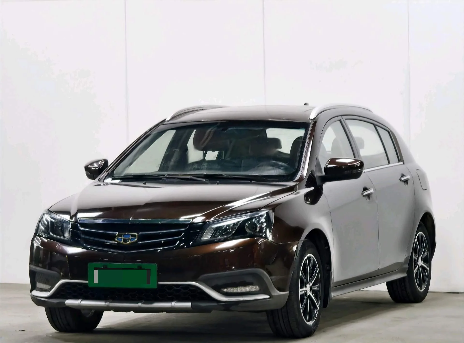 Geely Emgrand 2016 Hatchback RS 1.5L CVT Upward Edition