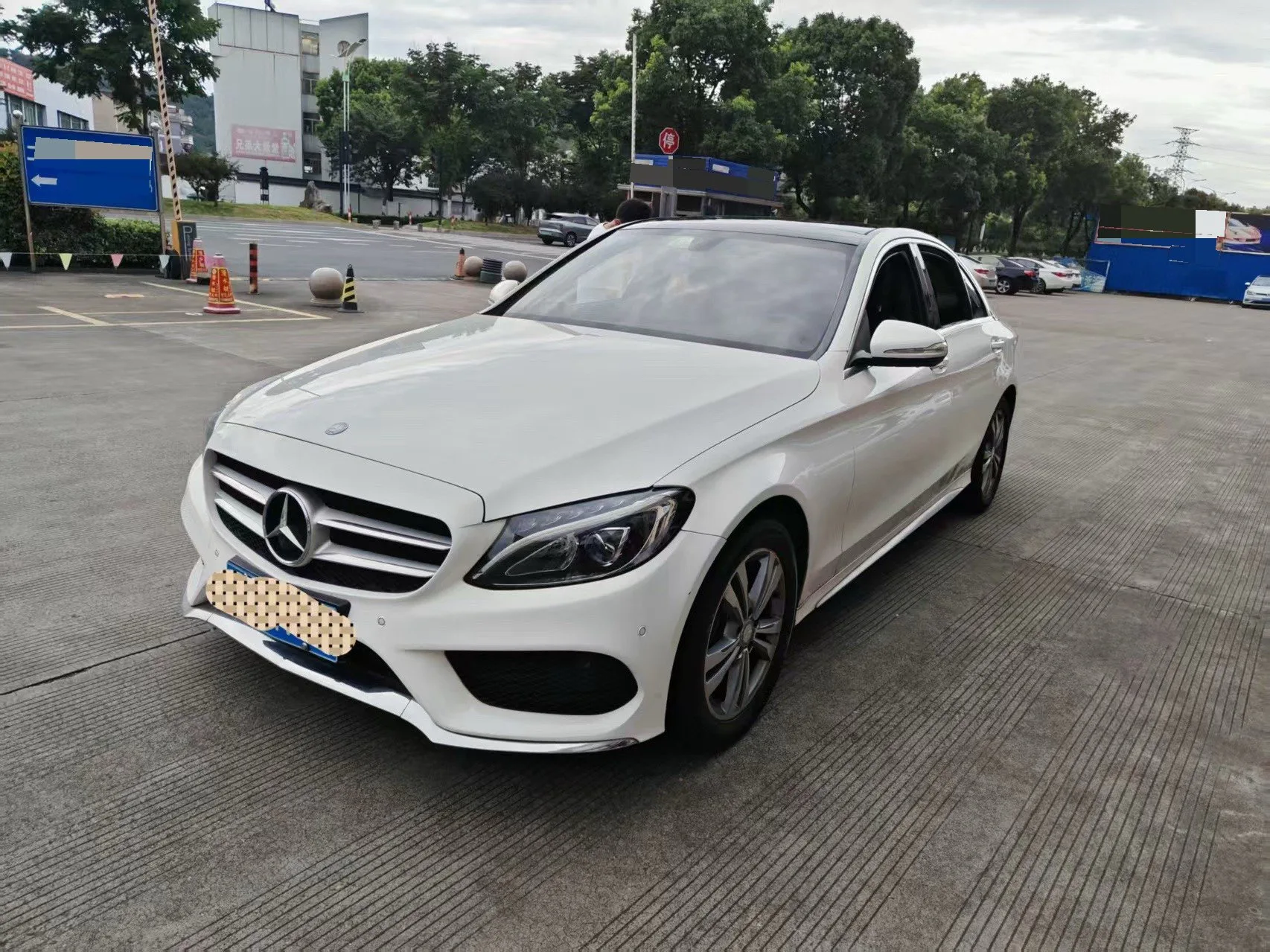 2017 Mercedes-Benz C-Class C 200 L Sport