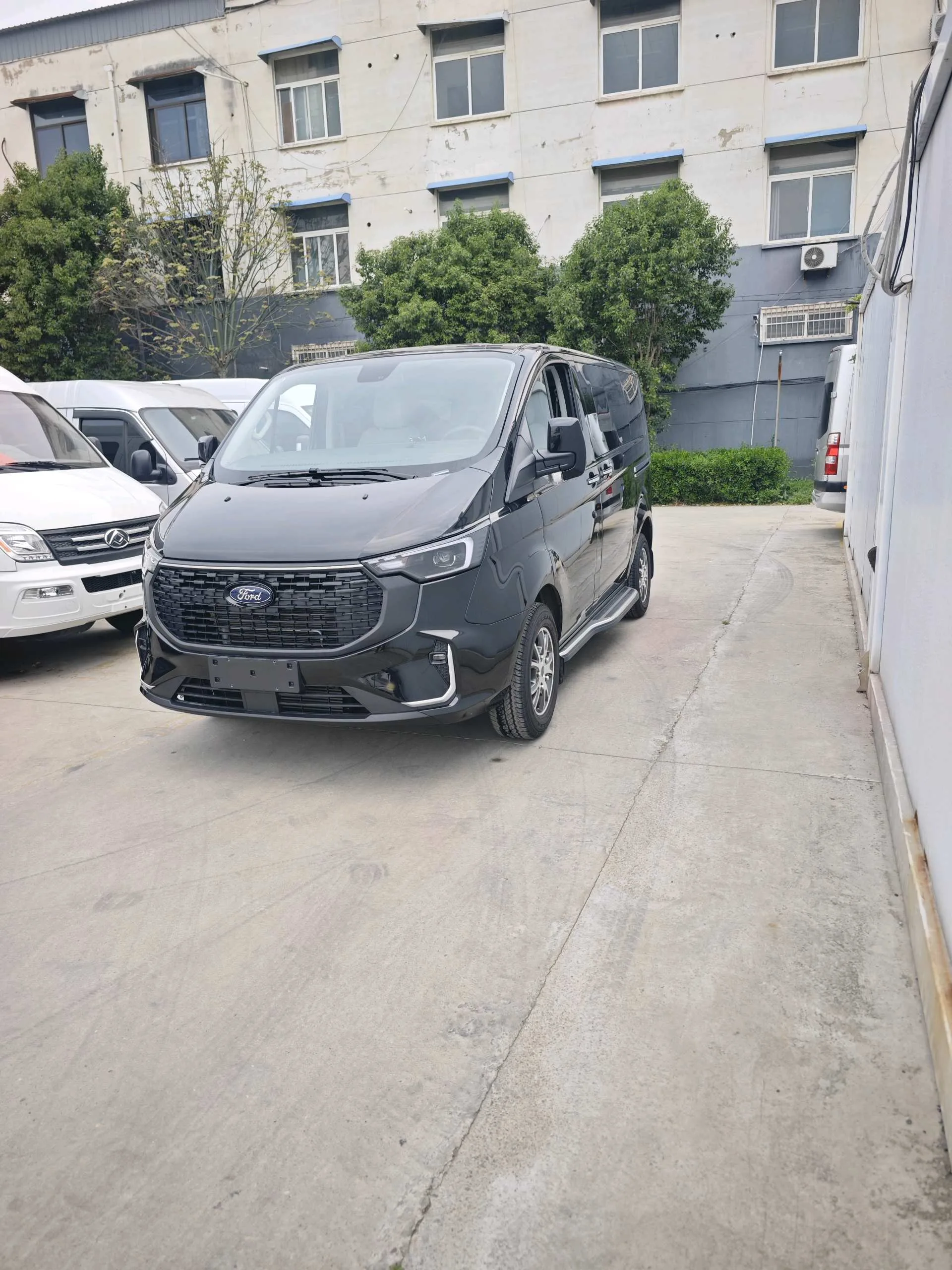 2023 Ford Transit 2.0T Petrol Commercial Vehicle, Short Wheelbase, Low Roof, 7/8/9 Seats, Automatic Transmission