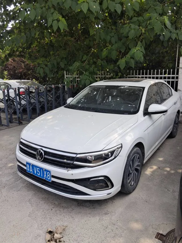 Bora 2023 200TSI DSG Smart Edition