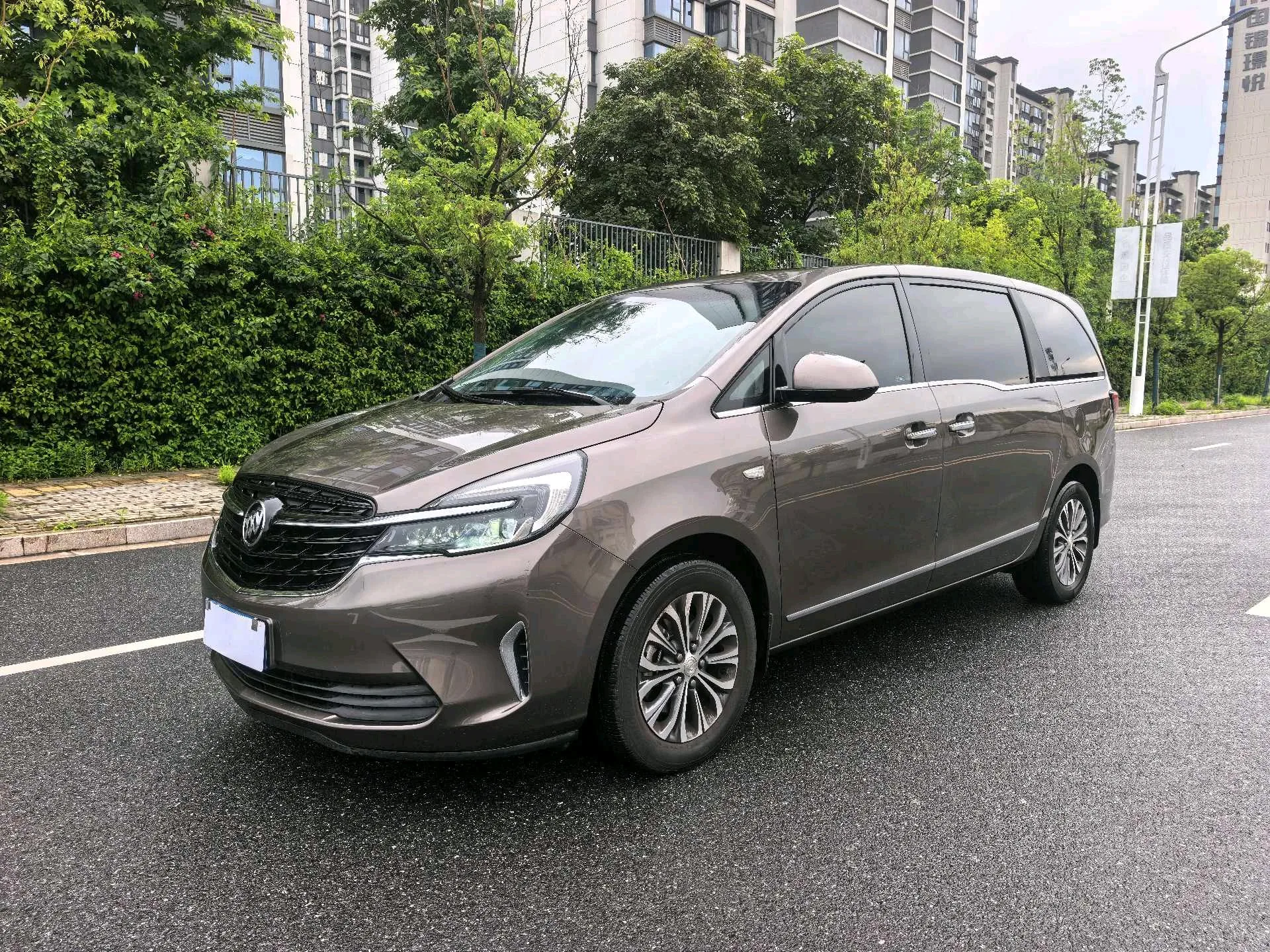 Buick GL8 2021 Land Business Class 652T Luxury