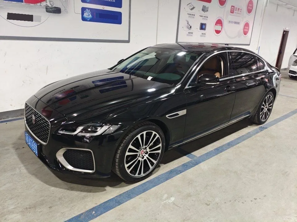 Jaguar 2025 XFL 2.0T P250 2WD Luxury Edition (Automatic)