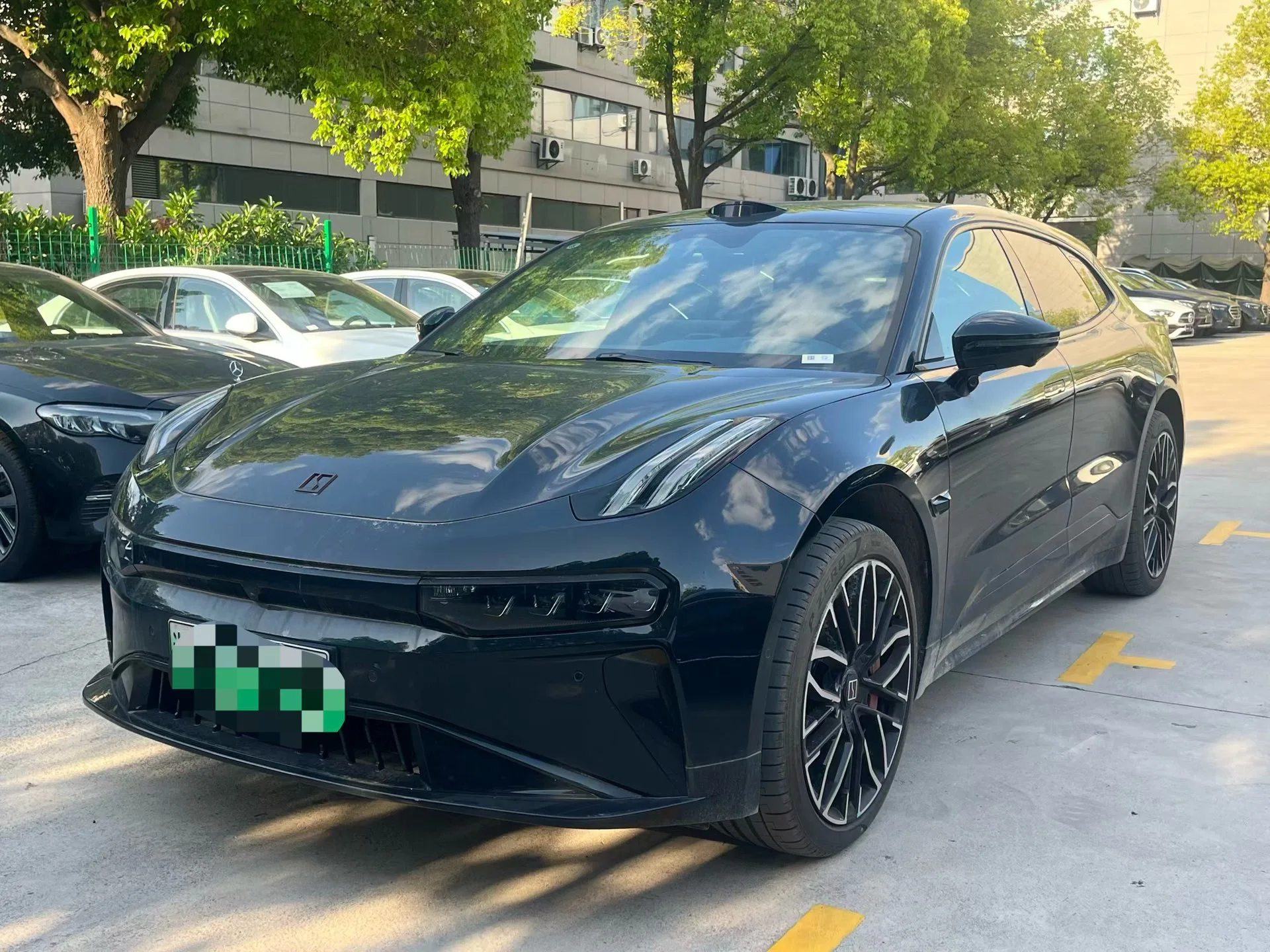 Zeekr 2025 Model Year Zeekr 001 YOU Edition 100kWh AWD Automatic Transmission