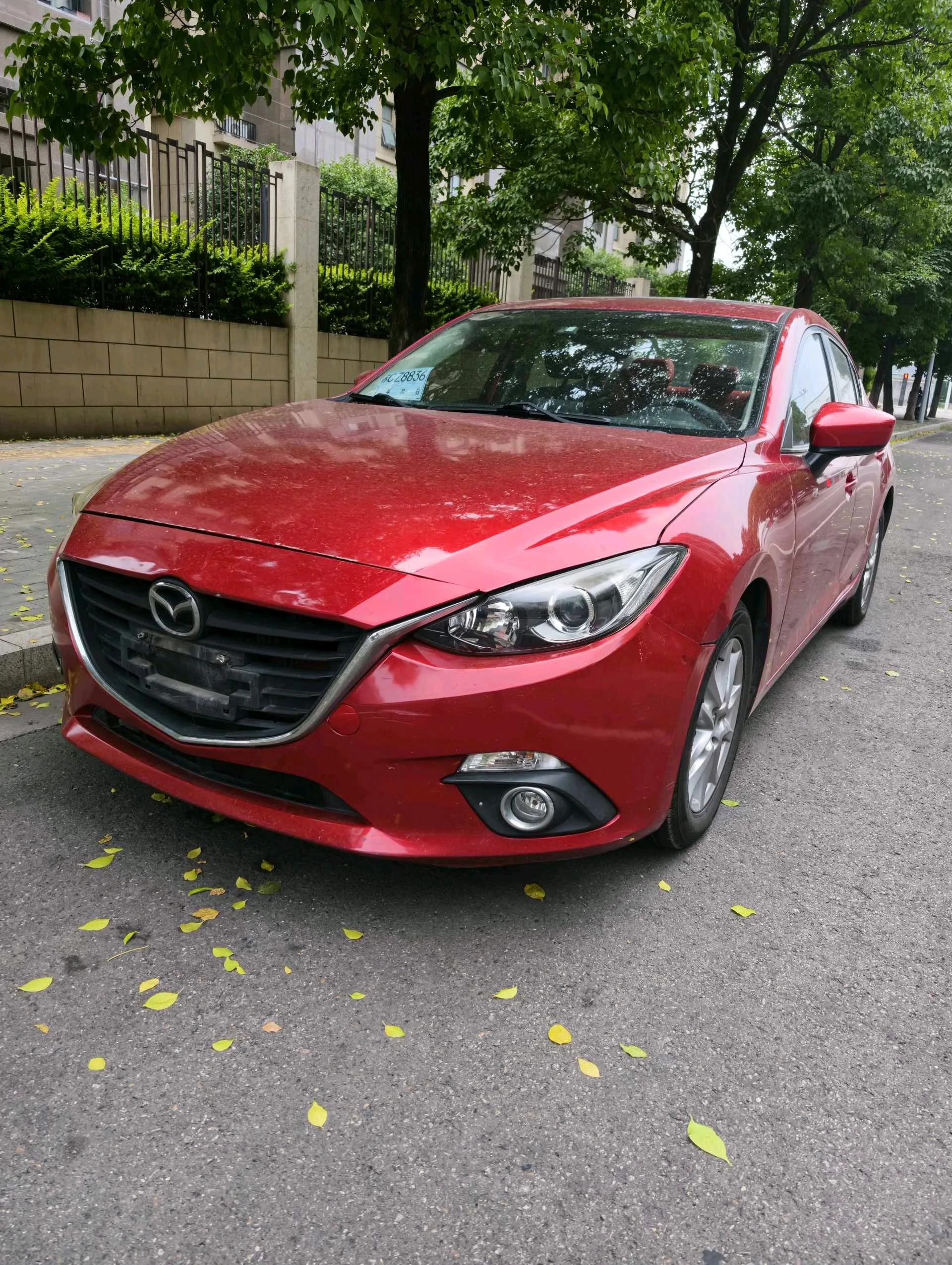 Mazda3 Axela 2014 Sedan 1.5L Automatic Luxury
