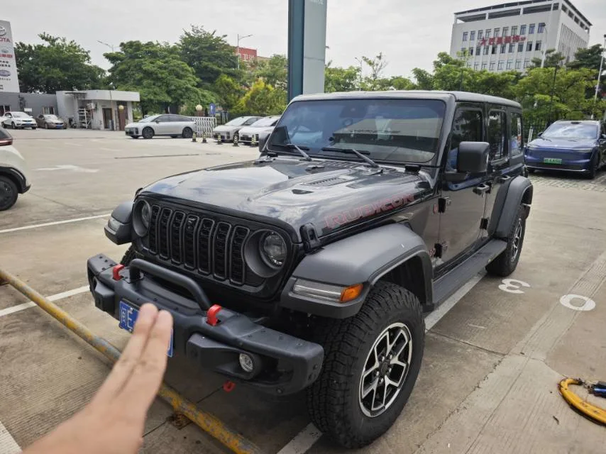 Jeep Wrangler 2024 2.0T Robin Hood Four-Door Edition