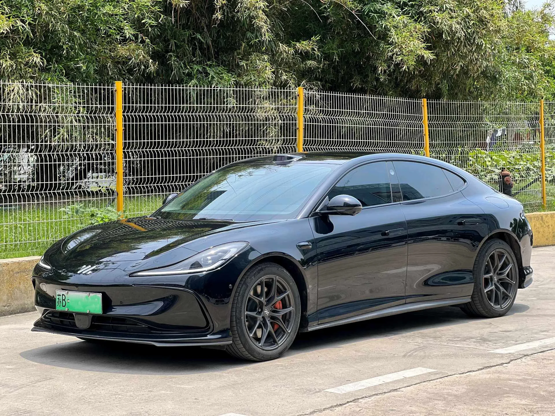 Zhiji L6 2024 Max Standard Edition