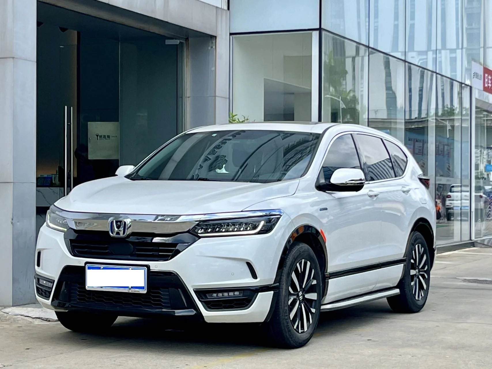 2021 Honda CR-V Hybrid 2.0L 2WD Luxury Edition