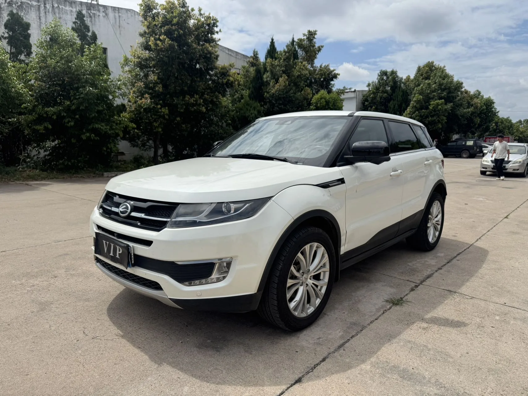Landwind X7 2016 2.0T Panoramic Premium Edition