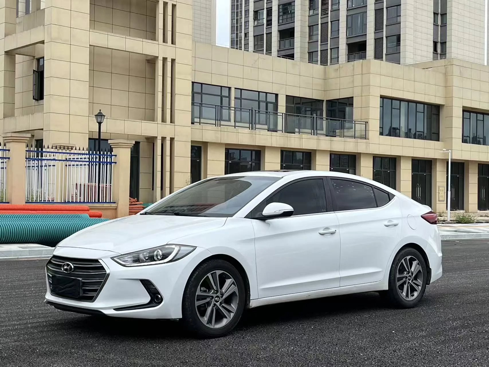 Hyundai Elantra 2016 1.6L Automatic Smart Elite Edition