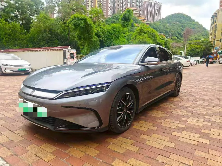 BYD 2024 Han EV 610KM Glory Edition 4WD with God's Eye Intelligent Driving System (Automatic)
