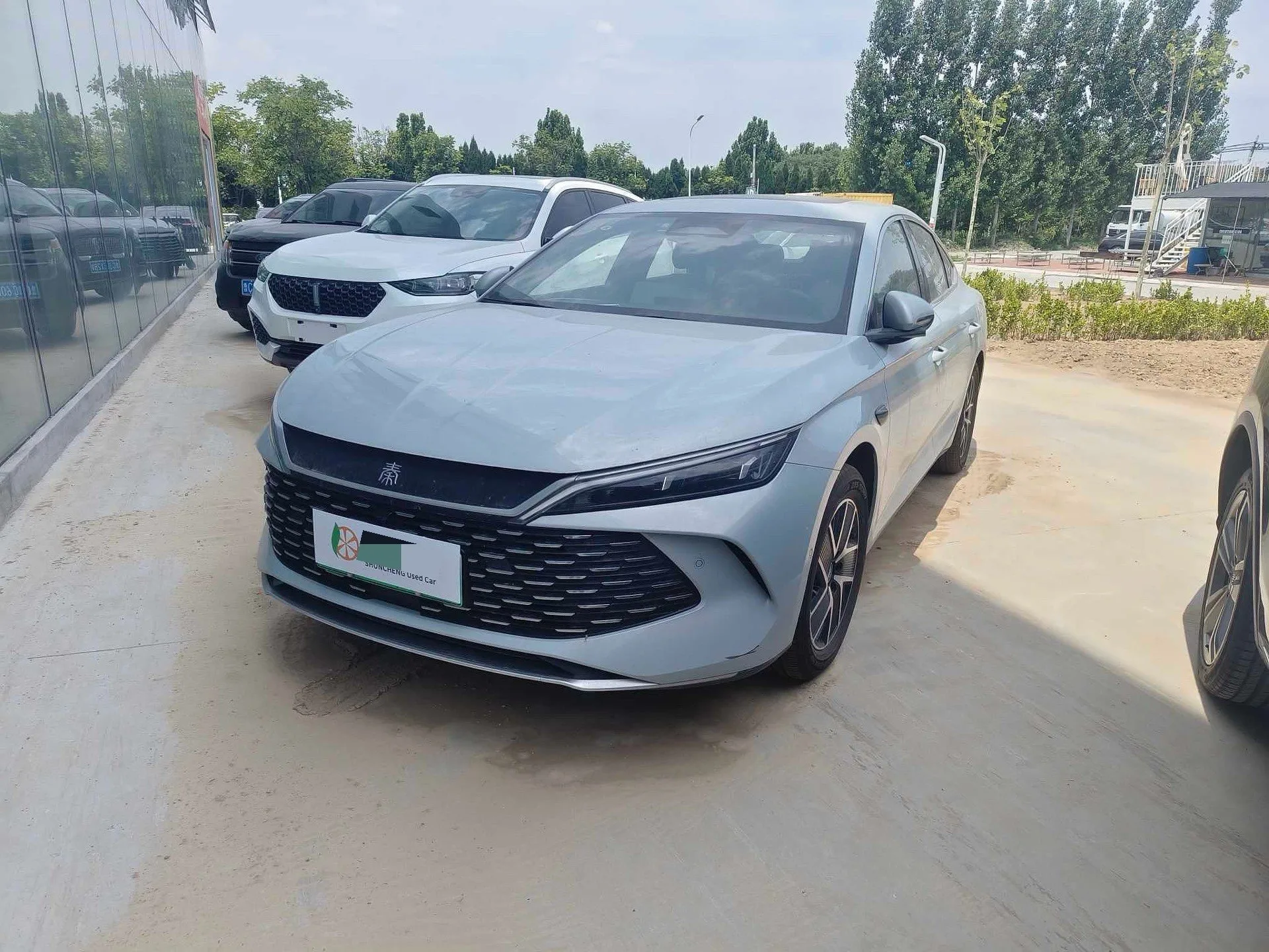 BYD 2025 Qin L DM-i 1.5 CVT Intelligent Driving Edition 120KM Superior Model Automatic