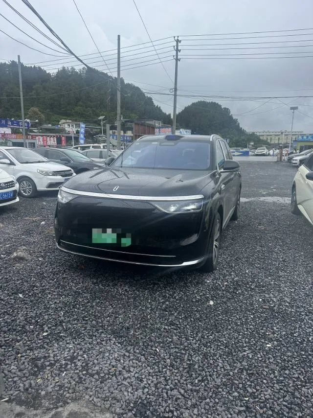Wenjie M8 2025 Range Extended Max+ Version 53.4kWh 6-Seater