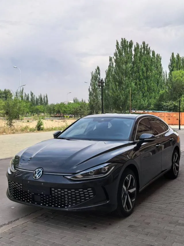 Volkswagen 2025 Lamando L 1.4TSI 280TSI Hot Edition Automatic