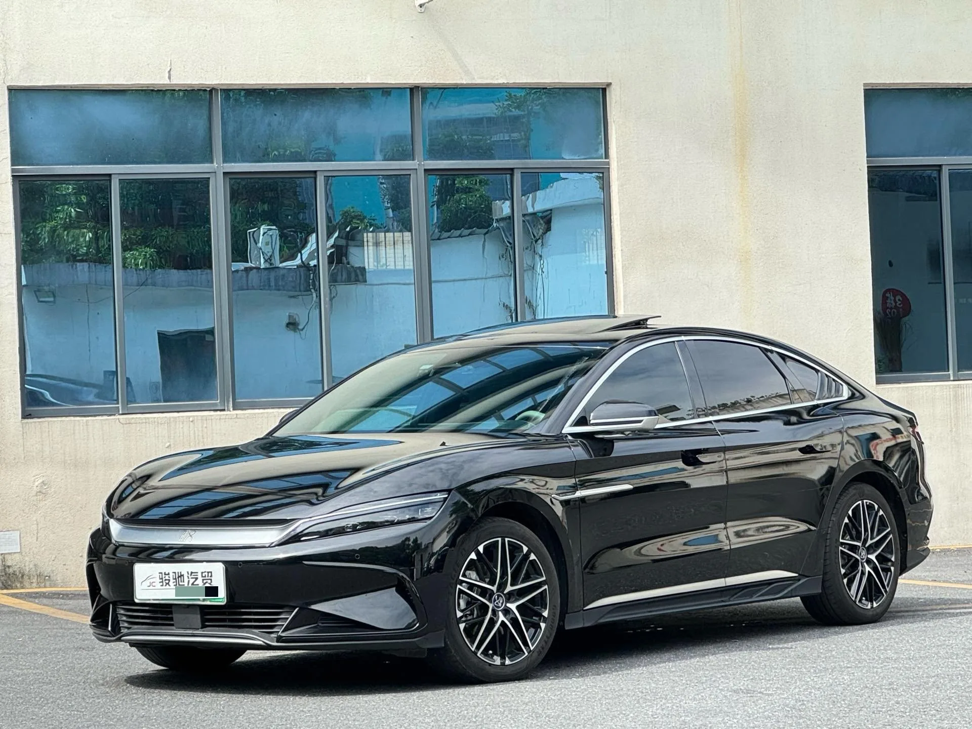 BYD 2023 Han EV 605KM Champion Edition Front-Wheel Drive Premium Automatic