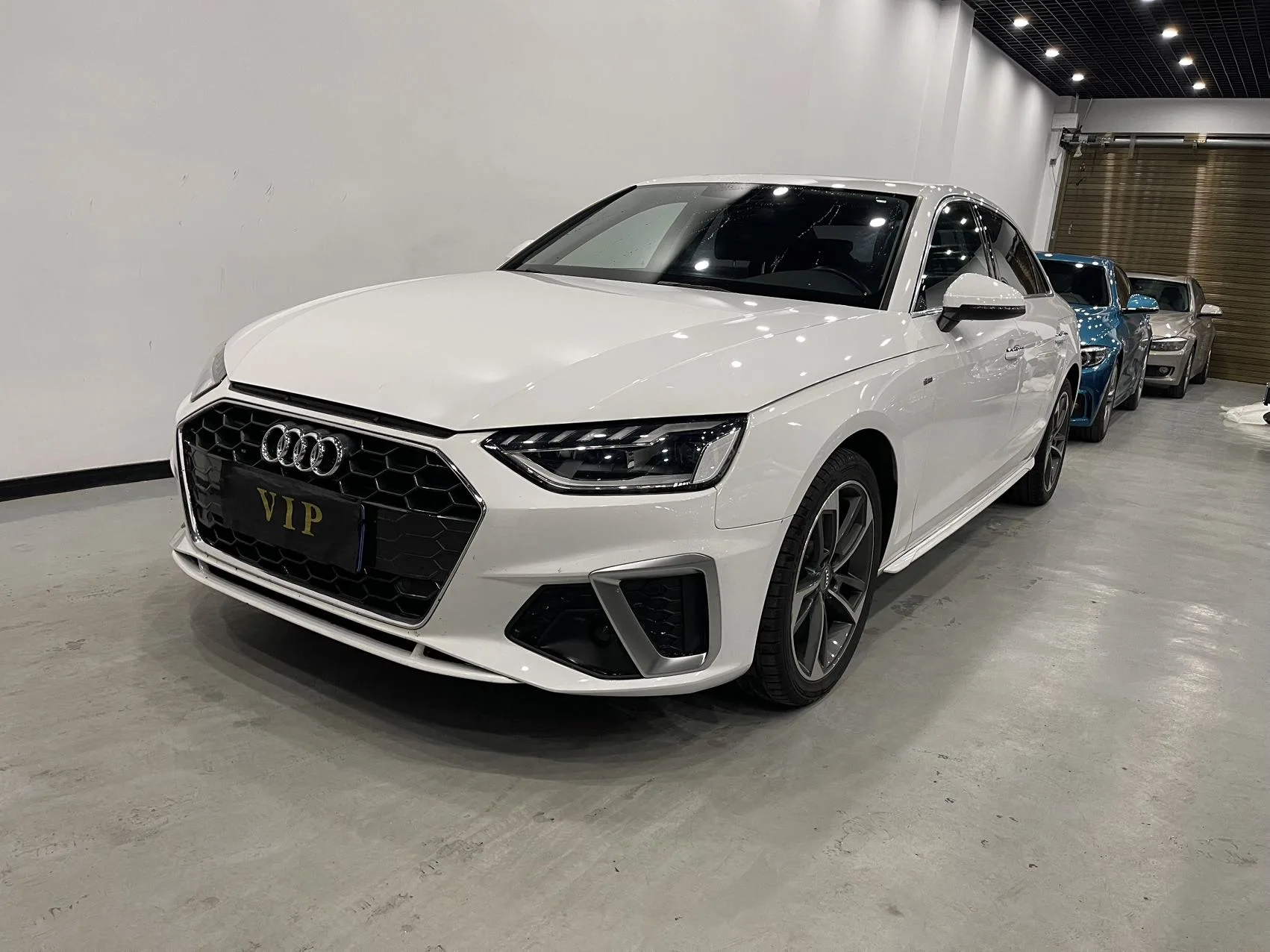 Audi A4L 2023 40 TFSI Fashion Dynamic Edition