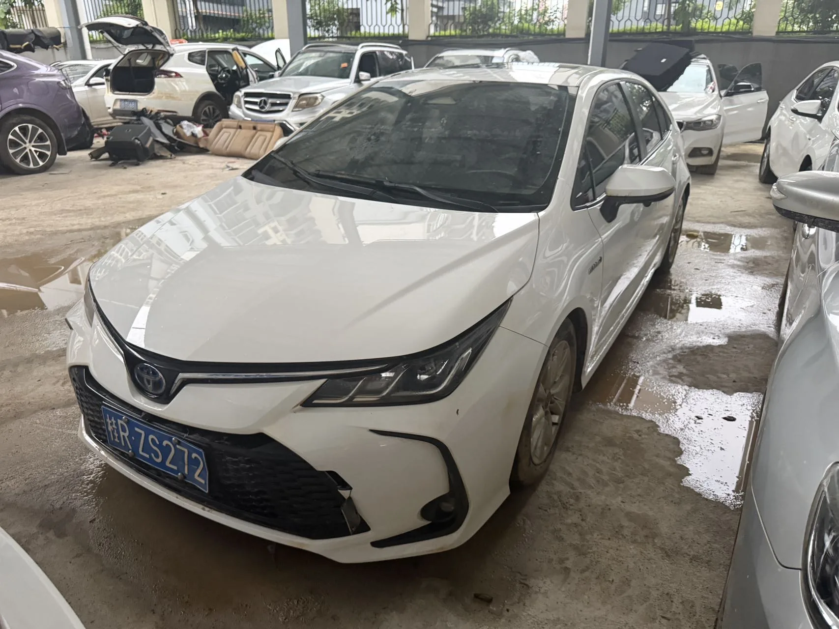 Toyota 2023 Corolla Hybrid 1.8 CVT Intelligent Electric Hybrid Flagship Edition Automatic Transmission