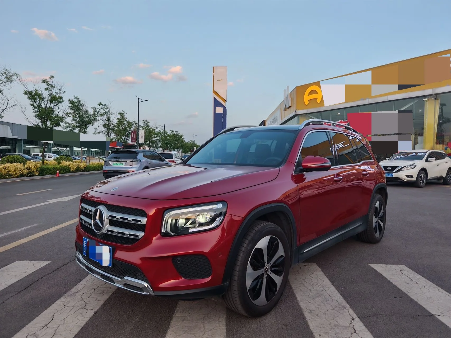 Mercedes-Benz GLB 2021 Fashion Edition
