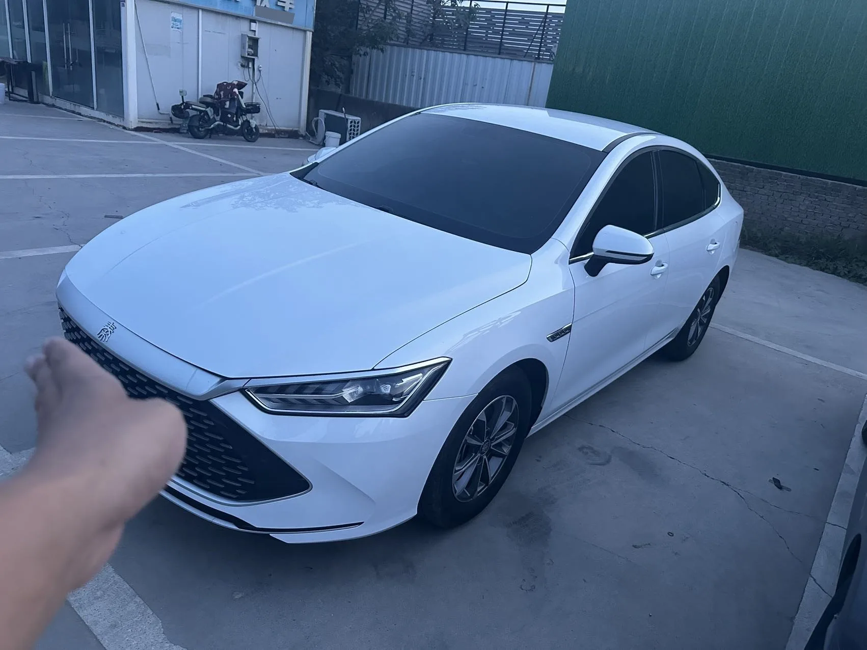 BYD 2024 Qin PLUS DM-i 1.5 CVT Glory Edition 55KM Leading Model Automatic