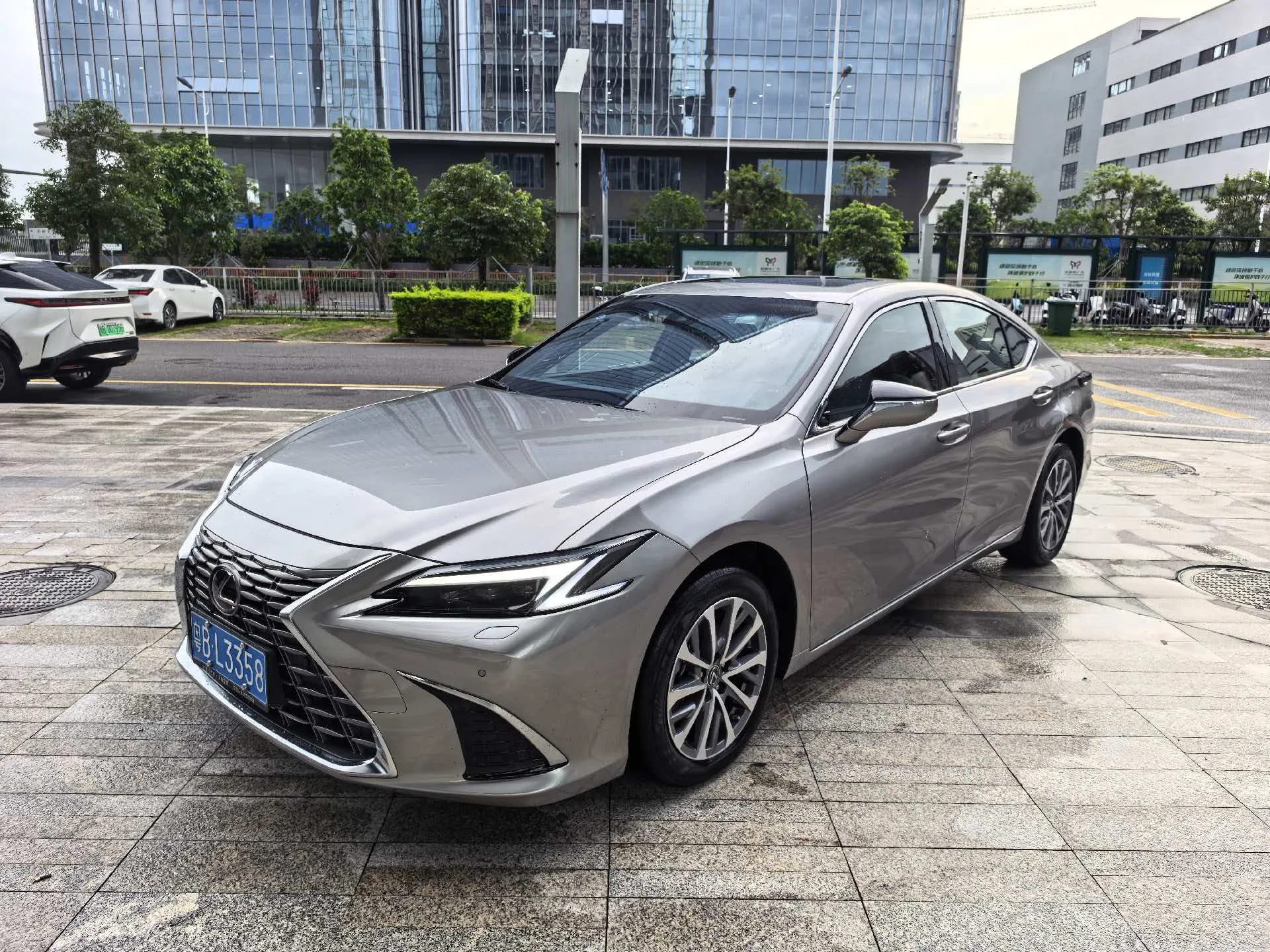 Lexus ES (Imported) 2024 ES200 2.0 CVT Premium Edition Automatic