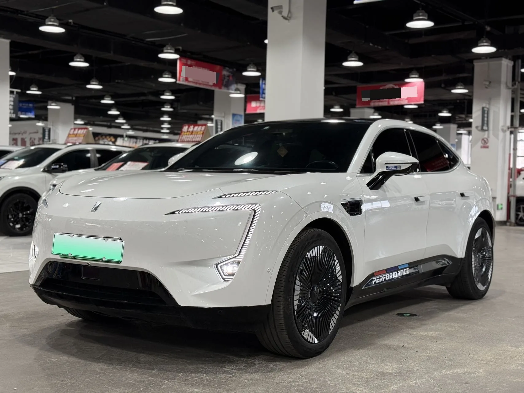 Avita 2023 Avita 11 HarmonyOS 90-Degree Rear-Wheel Drive Automatic Transmission
