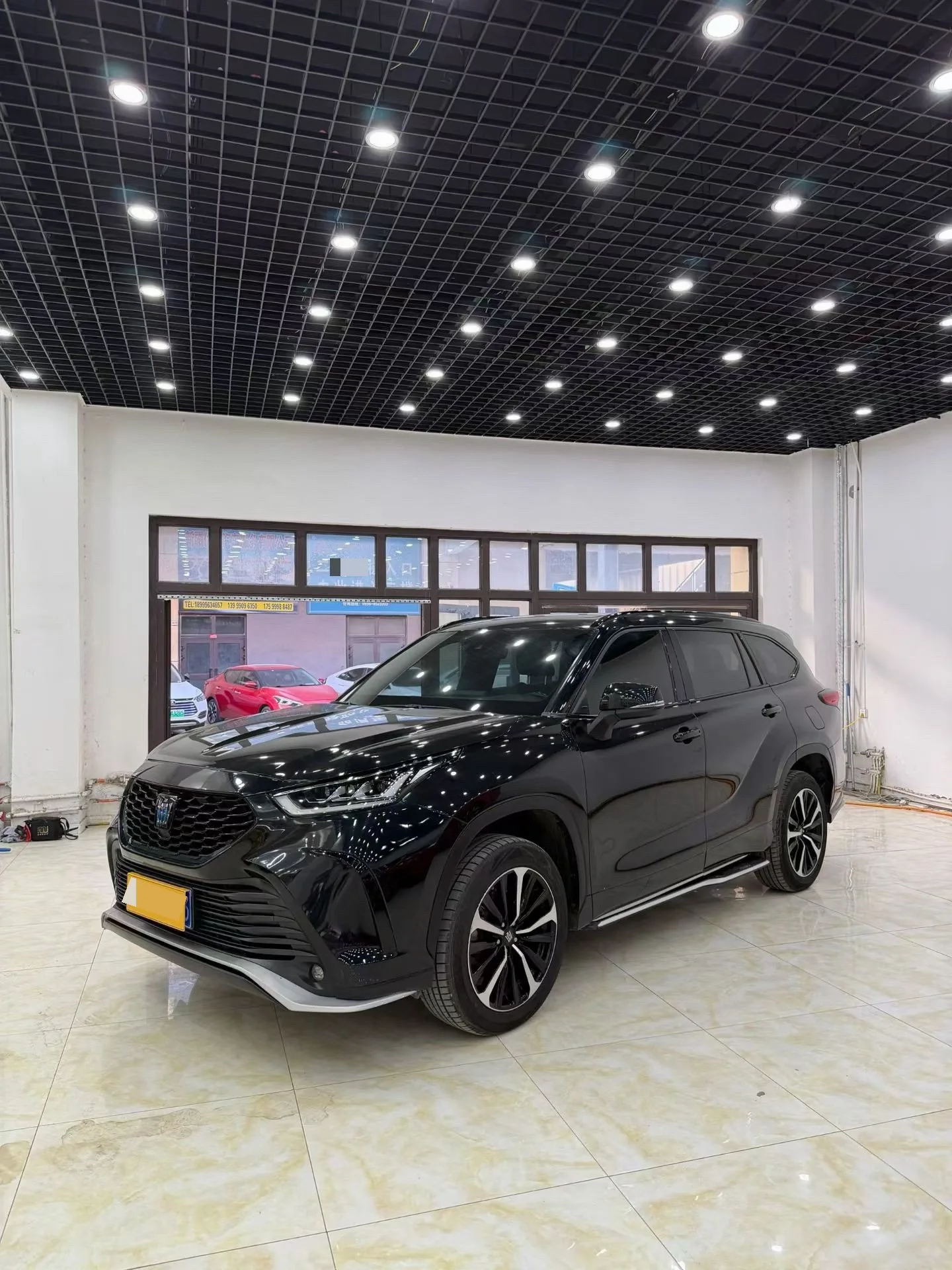 Crown Land Cruiser 2021 2.5L HEV 4WD Luxury Edition