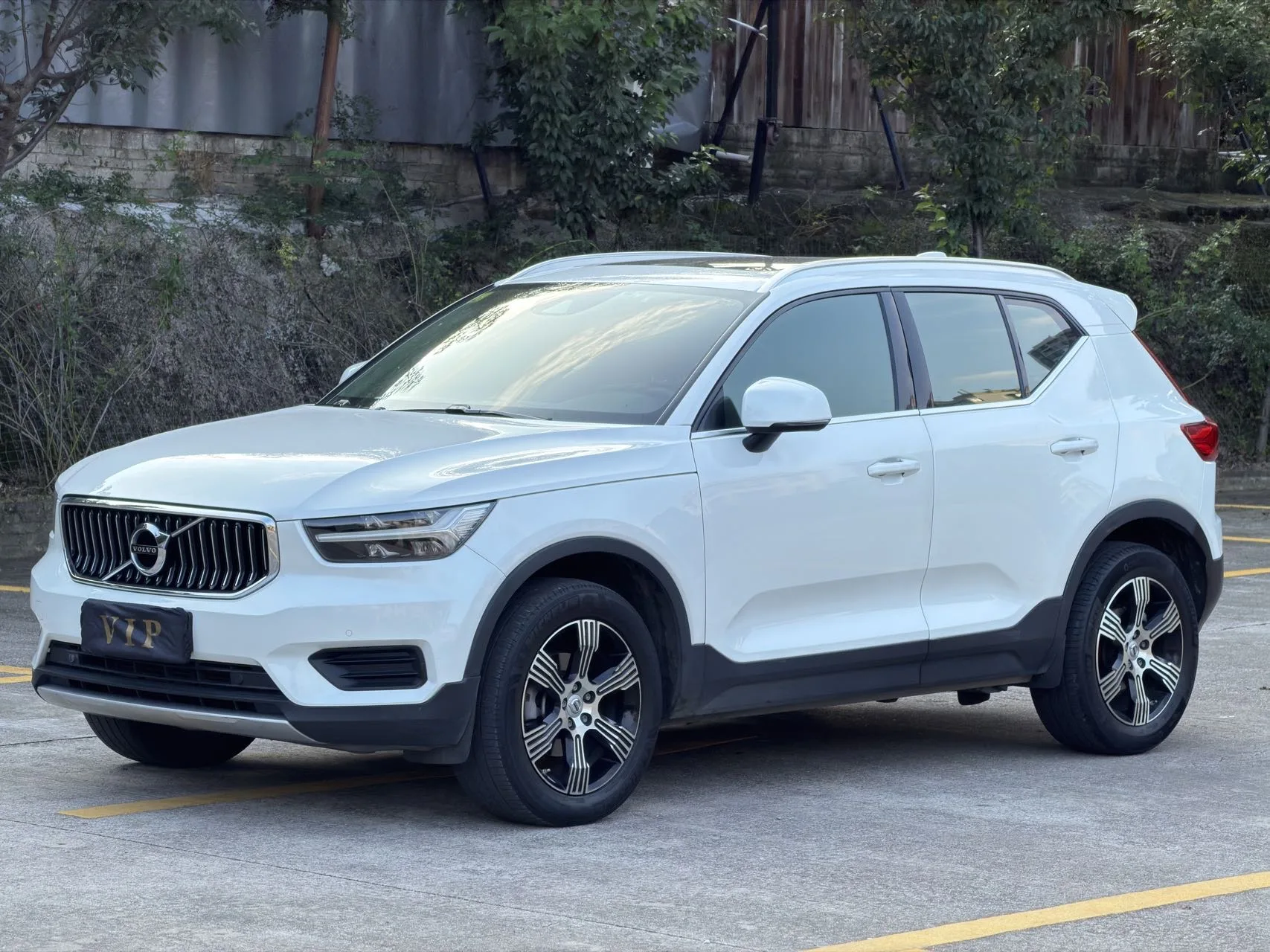 2021 Volvo XC40 T3 Inscription Luxury Edition