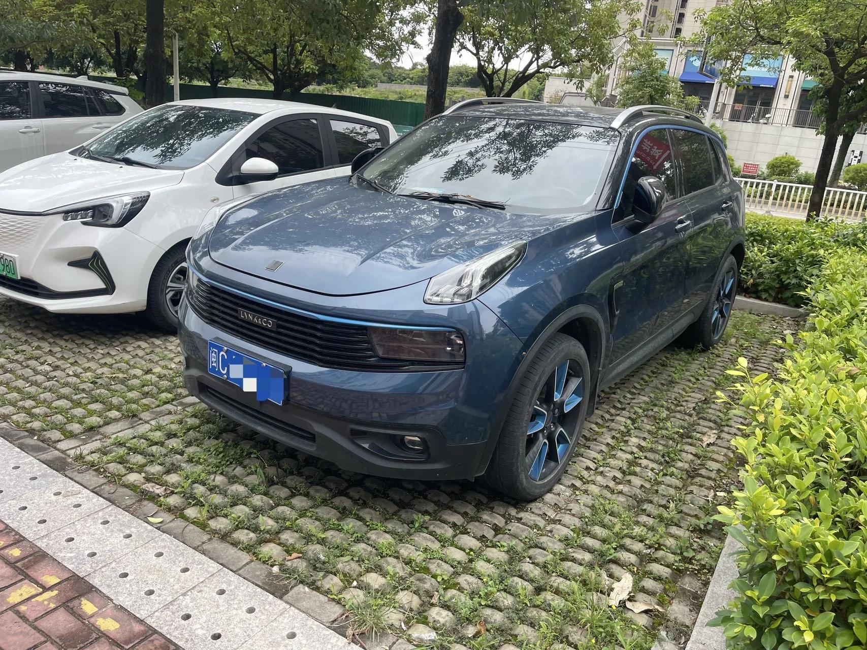 Lynk & Co 01 2017 Model Year 2.0T FWD Pro Edition