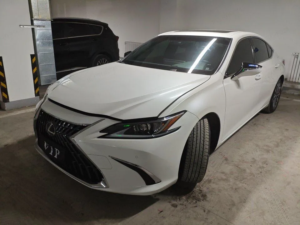 Lexus ES 2023 200 Premium Edition