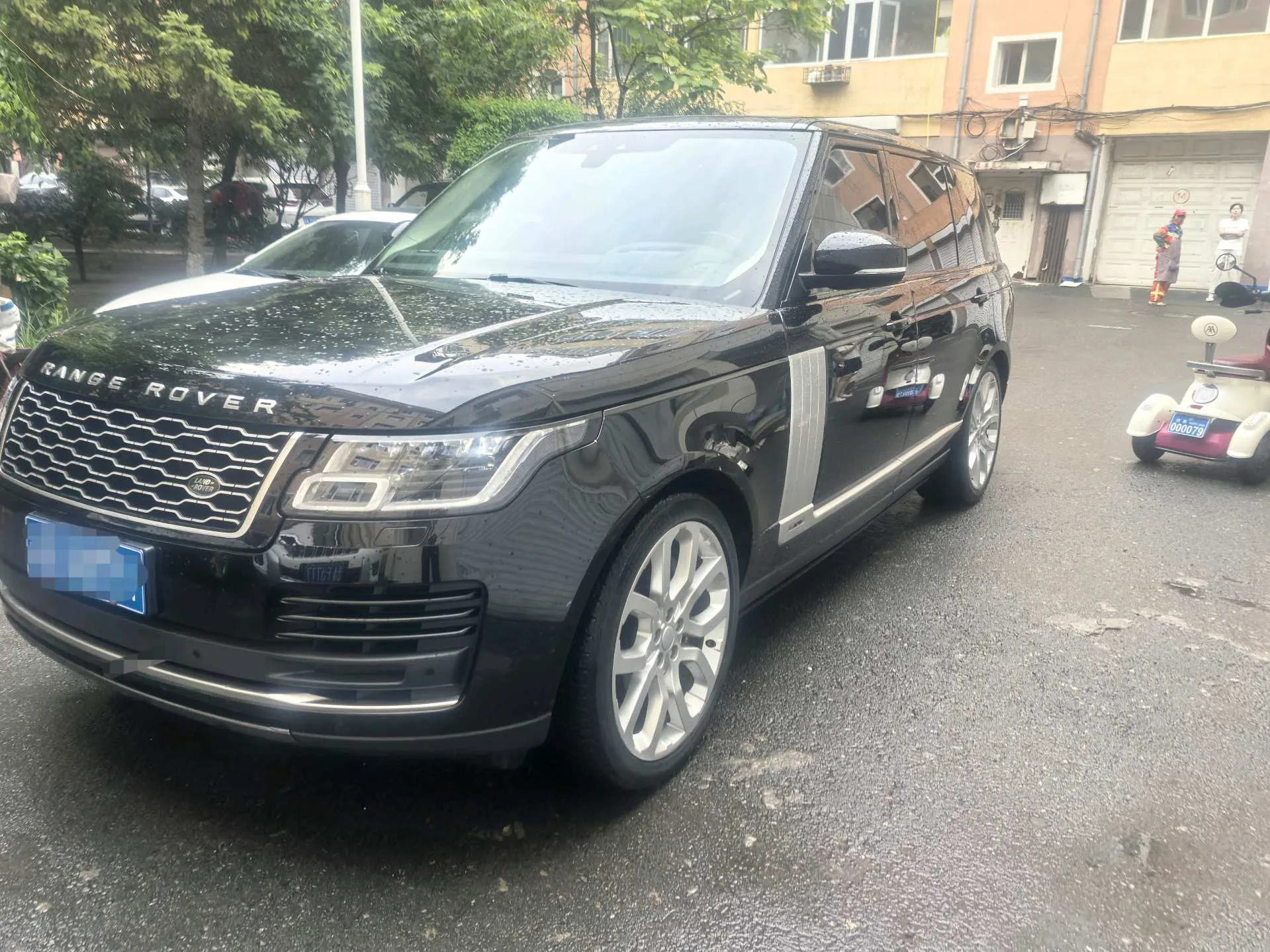 Range Rover 2022 3.0 L6 400PS Legendary Extended Classic Edition